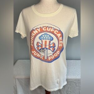 Johnny Cupcakes collab with Junk Food Patriotic Popsicle Cream Tee
SZ XL
